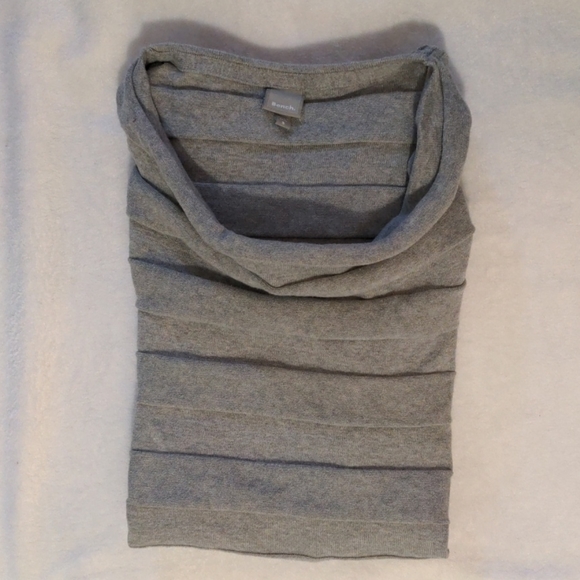 Bench Sweater Dress - Picture 3 of 4